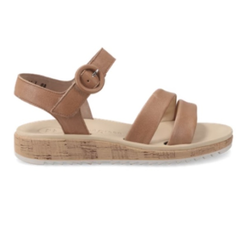 Brown leather Sandals. Never Worn, in Box